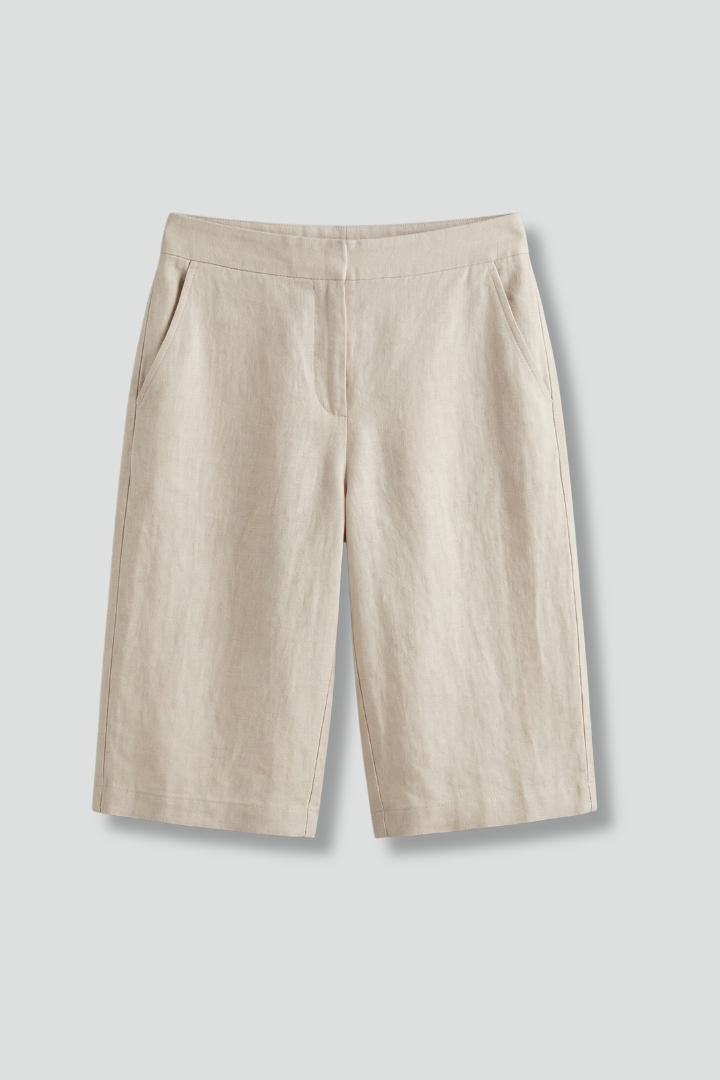 Women’s Shorts | Straight Leg Side Pockets
