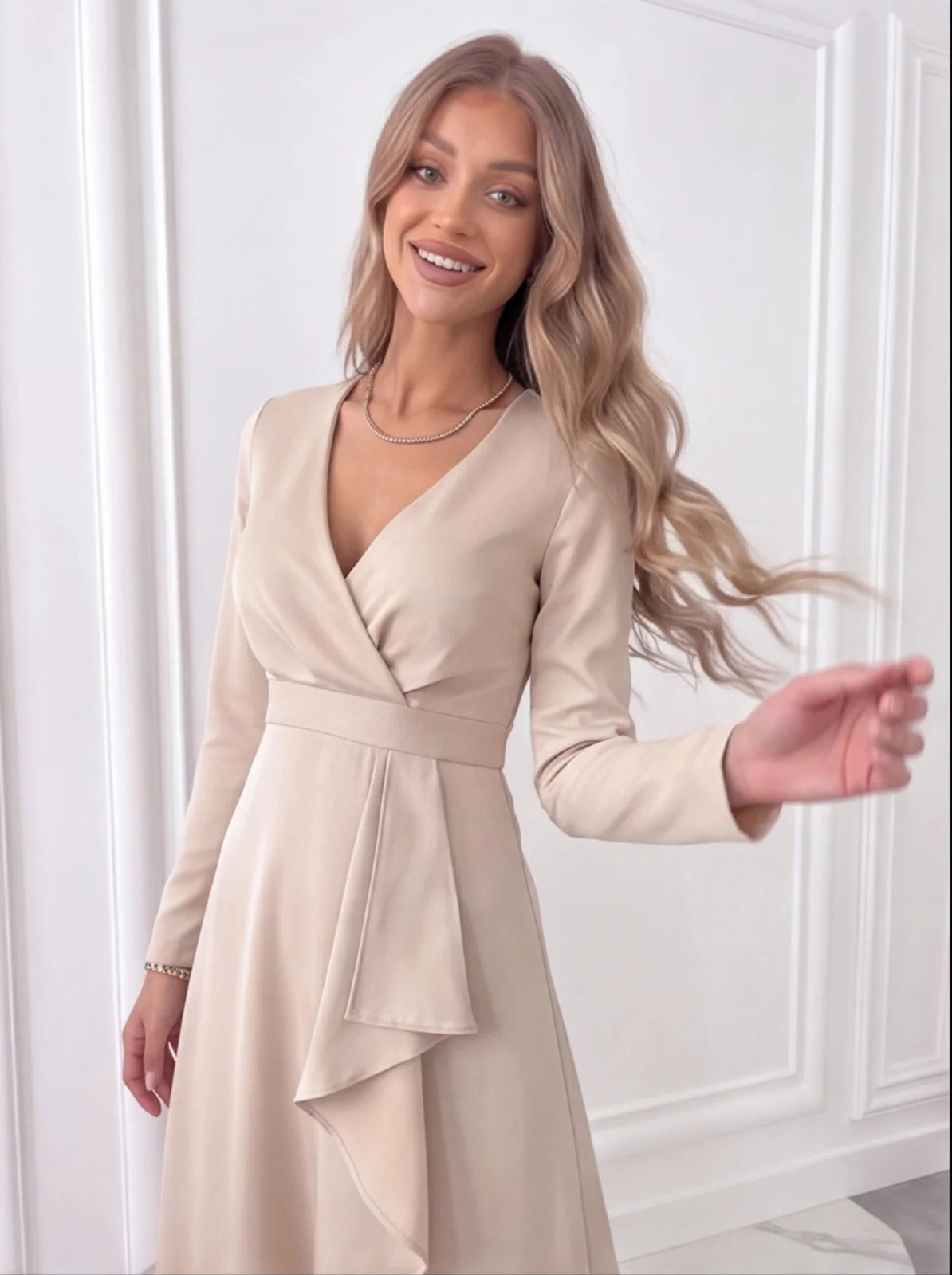 Women's Dress | V-Neck Sheath Midi