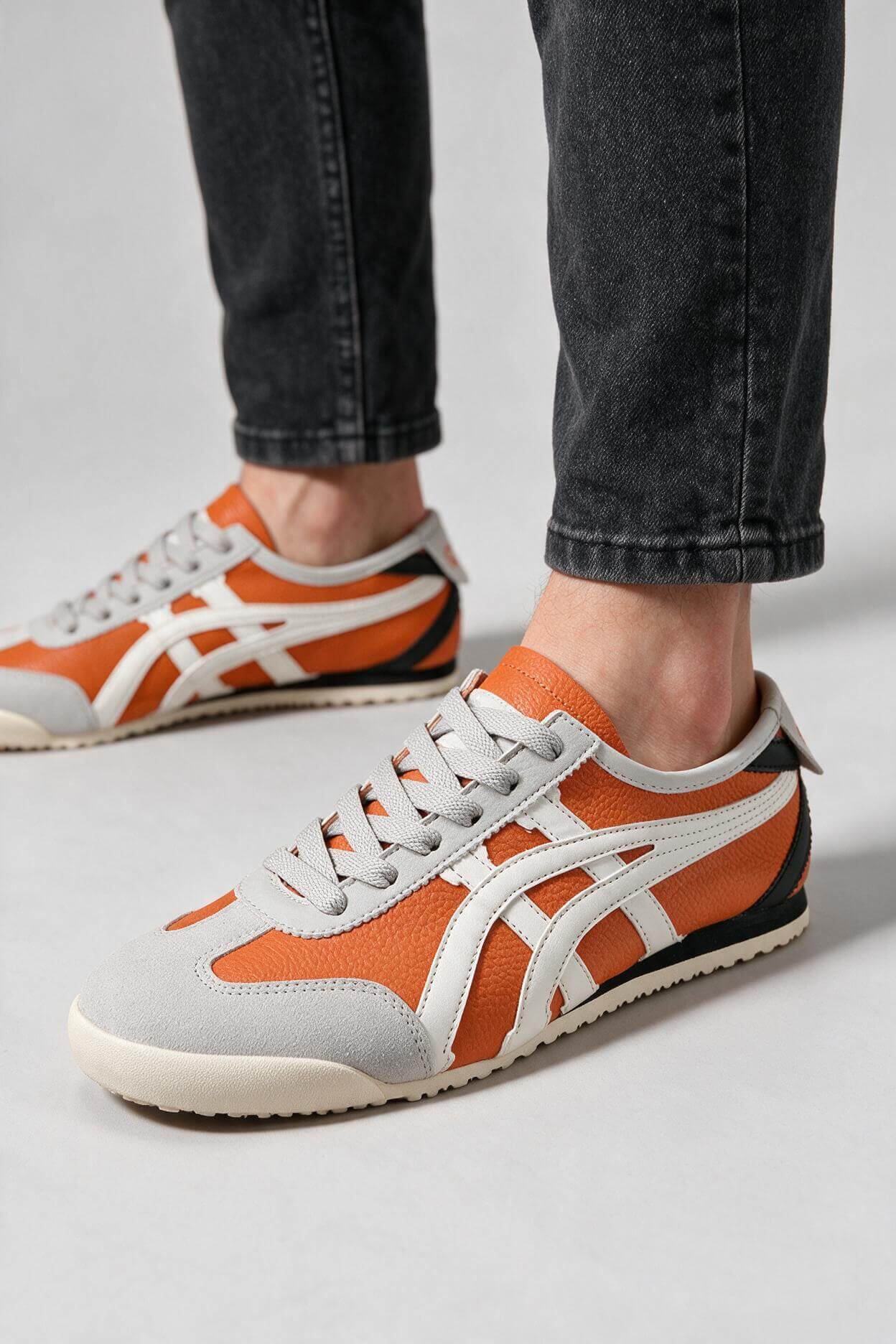 Men's Up Retro Runner Trainers | Contrast Side Stripes