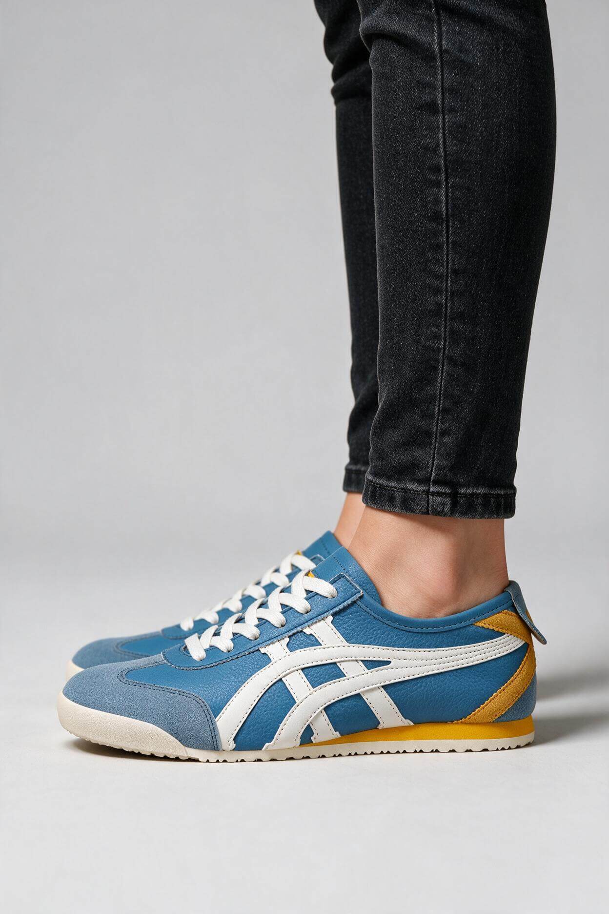 Men's Up Retro Runner Trainers | Contrast Side Stripes