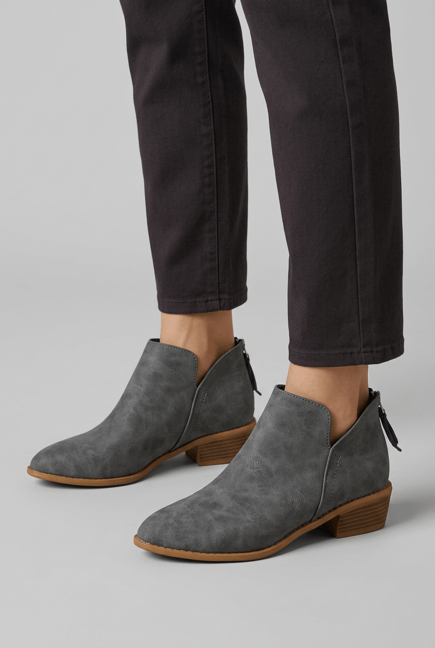 Women's Pointed Toe Ankle Boots | Block Heel